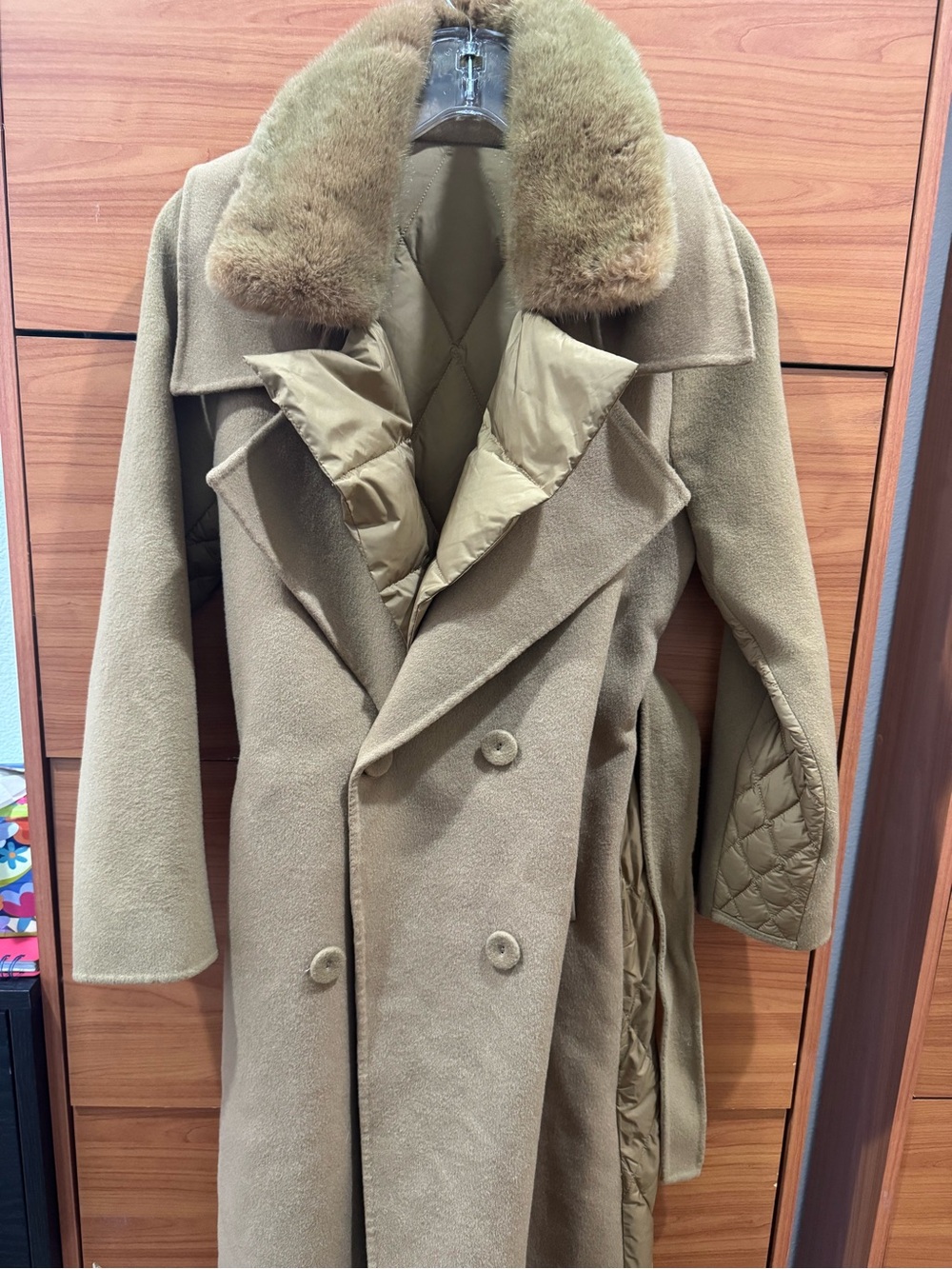 Women’s Double-Breasted Camel Coat with Fur Collar